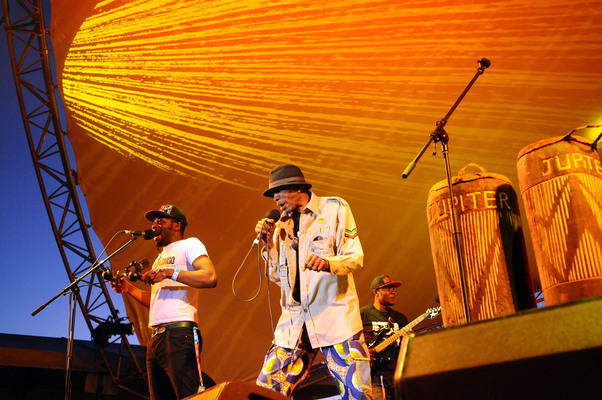 Jupiter and Okwess International (Steve Trutwin)