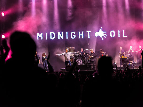 Midnight Oil - Image Grant Hancock 